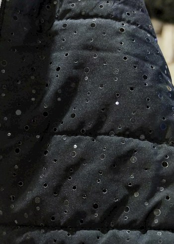 Siyah Fermuarlı Yelek - Görsel 2