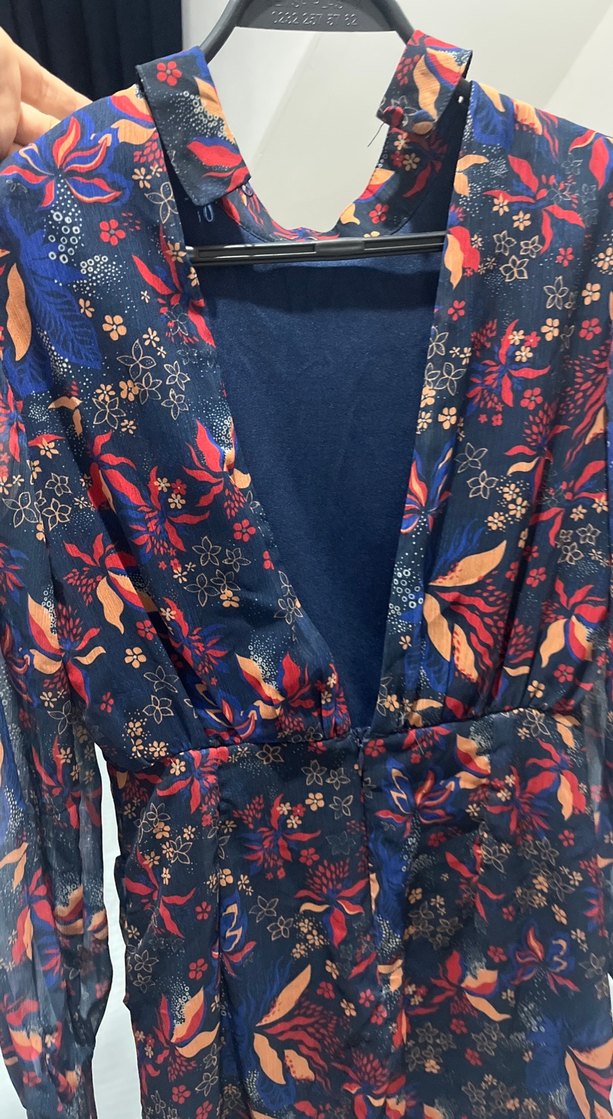 V Yaka Drapeli Desenli Hamile Bluzu - Görsel 2