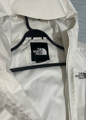 Orjinal The North Face Beyaz Kapüşonlu Yağmurluk - Görsel 3
