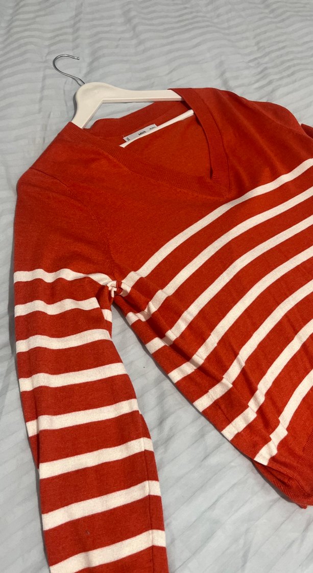 V Yaka Çizgili Kadın Triko Kazak - Görsel 2