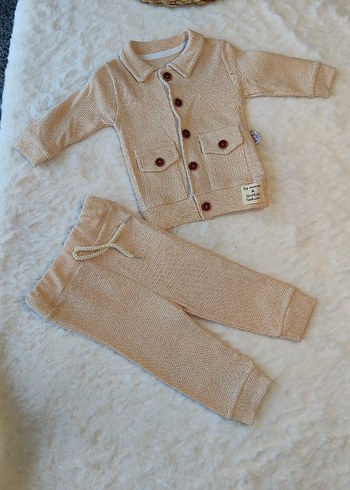 1 Yaş Beden Bebek Erkek Örme Hırka ve Baskılı Body Set