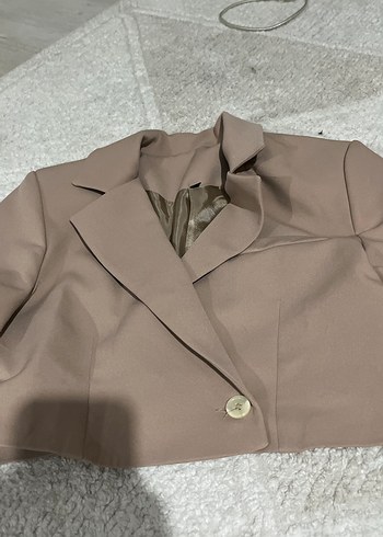 Trendyol & Milla Bej Kadın Blazer Ceket, Düğmeli, Crop Boy