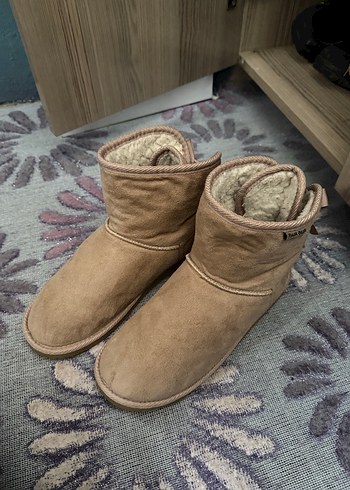 Ugg ayakkabı