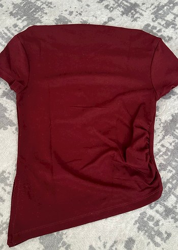 Bordo Kısa Kollu yan büzgü detay Tişört - Görsel 2