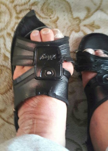 çok acil ihtiyaçtan acil satılık terlik.ilaclarim için sstiyorum - Görsel 3