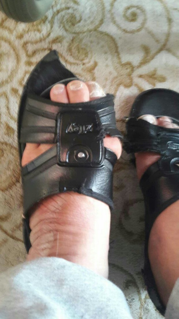 çok acil ihtiyaçtan acil satılık terlik.ilaclarim için sstiyorum - Görsel 3