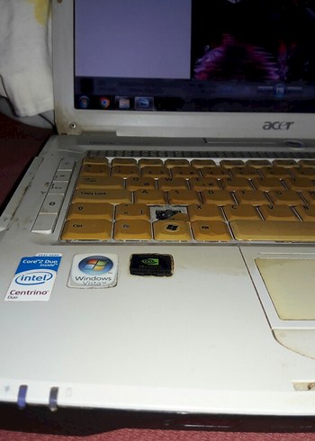 Acer Dizüstü Bilgisayar.z tuşunu n üstü kirik. - Görsel 8