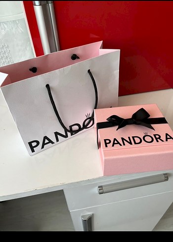 Orjinal Pandora kolye