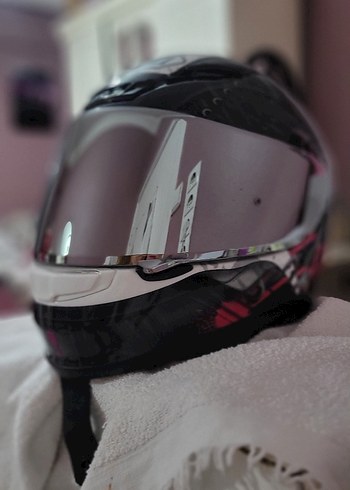 Parlak Pembe Baskılı Motosiklet Kaskı shoei nxr - Görsel 5