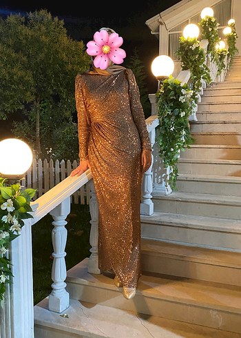 Parlak Drapeli Uzun Tesettür Abiye Elbise - Görsel 3