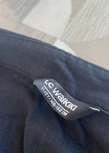 LC Waikiki Siyah Düğmeli Kısa Kollu Erkek Gömlek