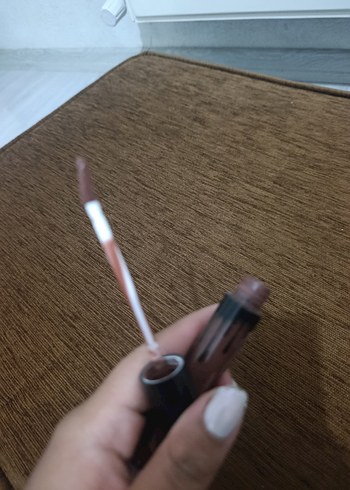 Estella London Pastel bordomsu nud ruj ve kaverengi mat ruj - Görsel 4