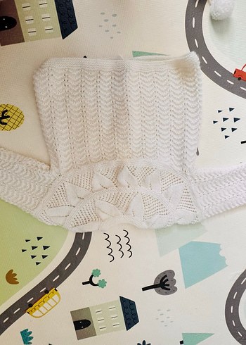 Kız Çocuk Beyaz İşlemeli Örgü Hırka - Görsel 2