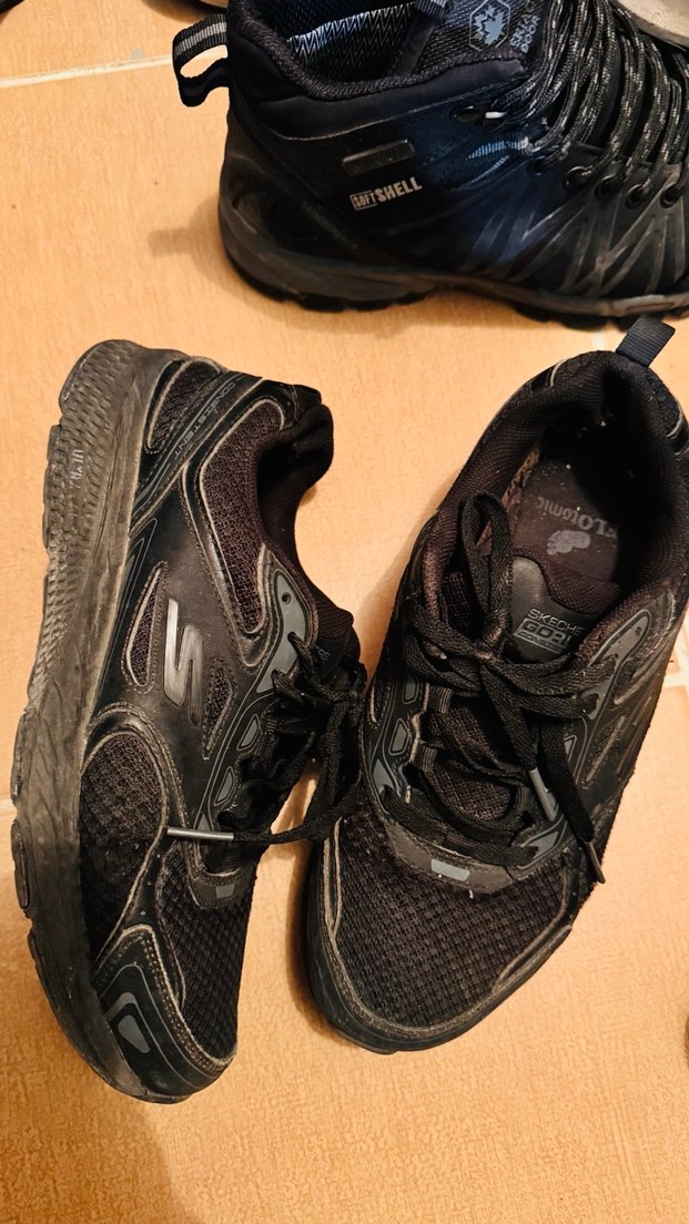 Skechers spor ayakkabı - Görsel 3