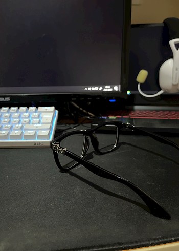 Chrome hearts gözlük - Görsel 3