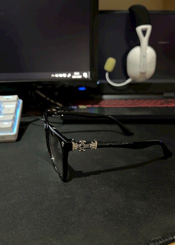 Chrome hearts gözlük - Görsel 2