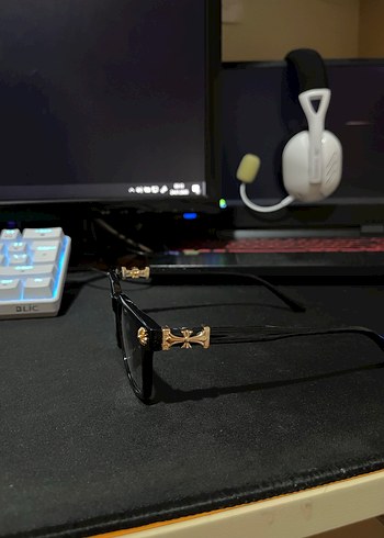 Chrome hearts gözlük - Görsel 3