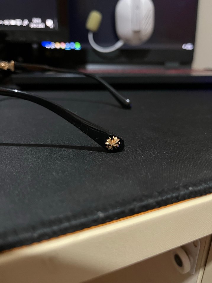 Chrome hearts gözlük - Görsel 4