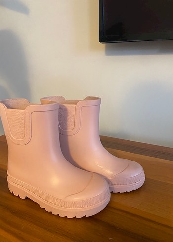 Kız Çocuk Pembe Kauçuk Botlar