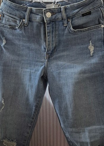 MAVİ
Yırtık Kot Pantolon - Görsel 7