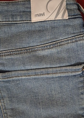 MAVİ
Yırtık Kot Pantolon - Görsel 8