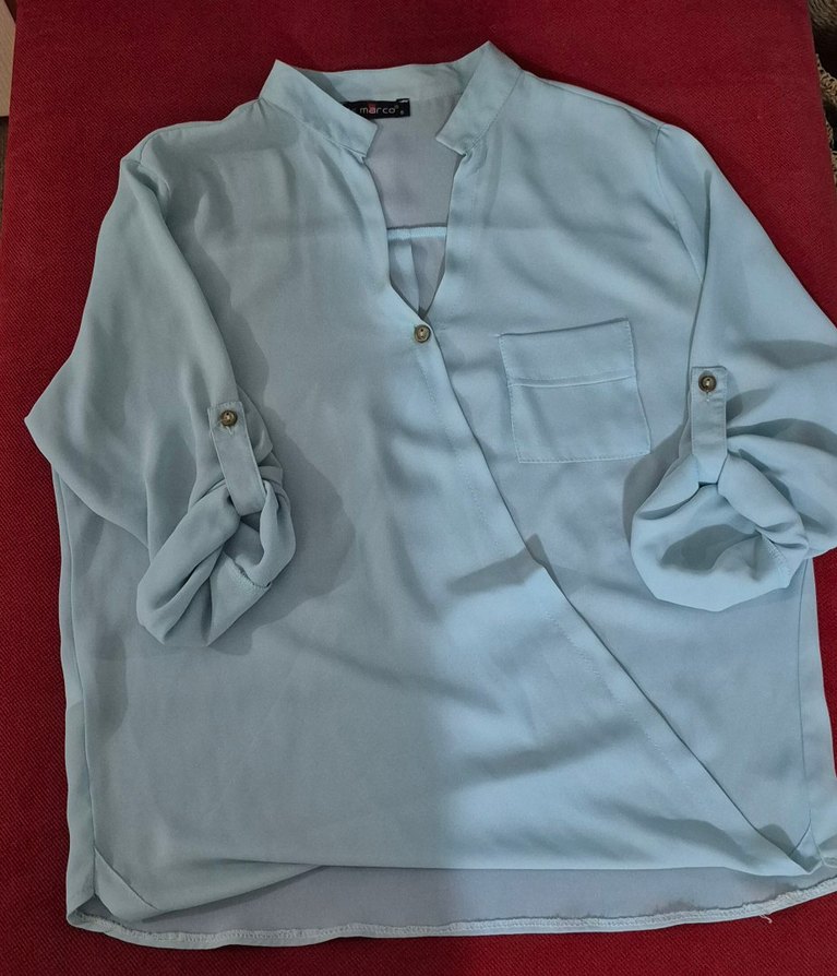 Turkuaz V Yaka Düğmeli Kadın Gömlek - Görsel 5