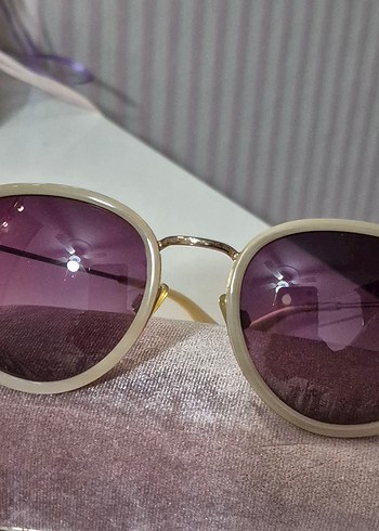 Levi's Günes Gözlüğü - Tarz ve Rahat Levi's Kadın Günes Gözlüğü - Görsel 12