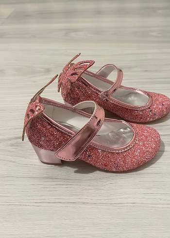 Pembe Parlak Kelebekli Kız Topuklu Ayakkabı - Görsel 3