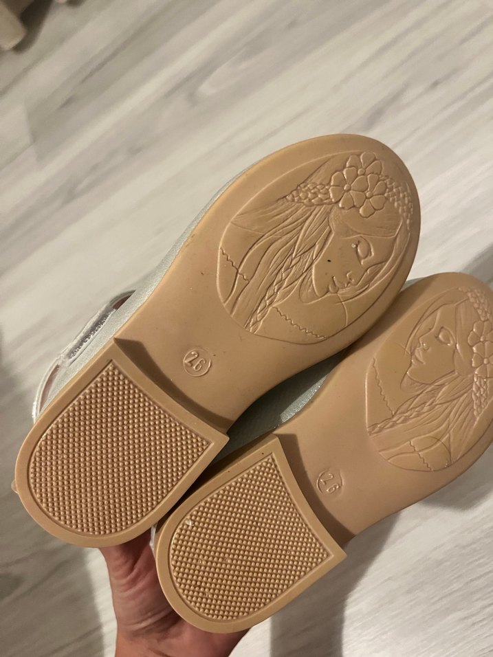 Kız Çocuk Gri Tokalı Babet Ayakkabı - Görsel 4