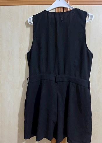 Siyah Düğmeli V Yakalı Kadın Tulum - Görsel 5