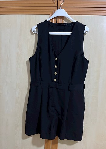 Siyah Düğmeli V Yakalı Kadın Tulum - Görsel 4