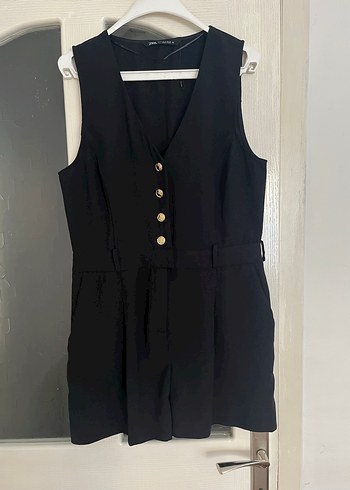 Siyah Düğmeli V Yakalı Kadın Tulum - Görsel 9