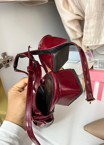 38 Beden bordo Renk Bordo Tokalı Kadın Topuklu Babet