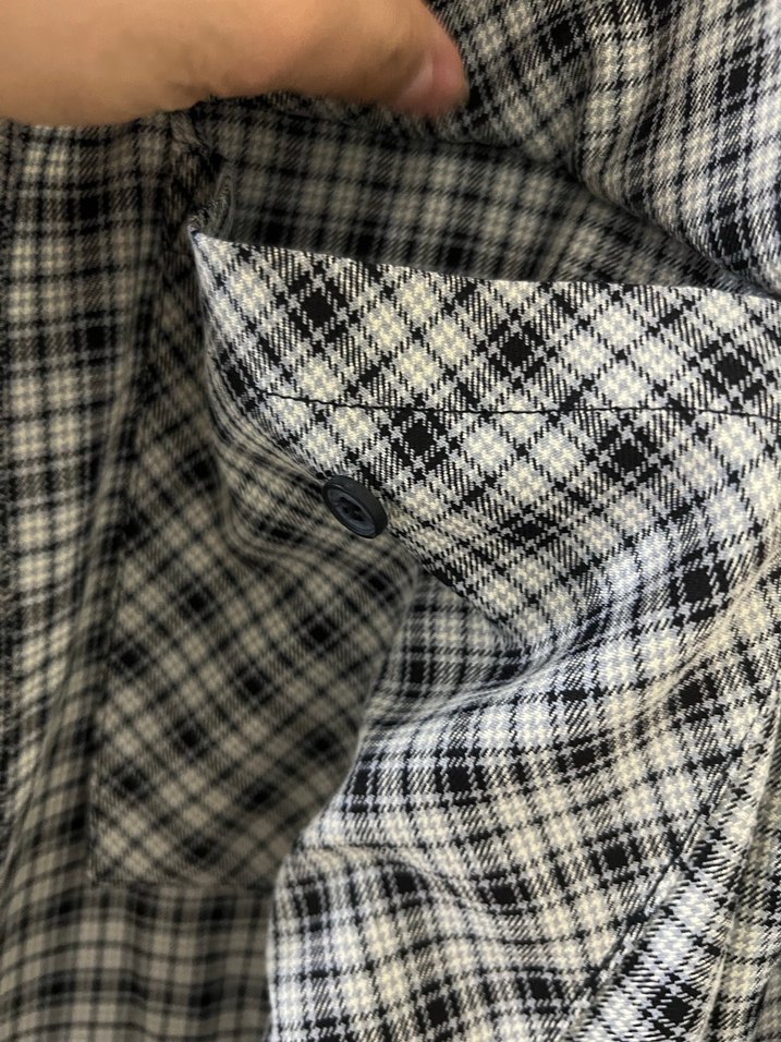 Gri Ekose Desenli Düğmeli Kadın Gömlek - Görsel 3