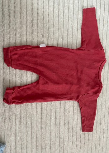 Düğmeli Kırmızı Bebek Kız Tulum - Görsel 2