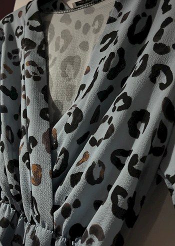 bebek mavisi Leopar Desenli Midi Kadın sortlu tulum - Görsel 2