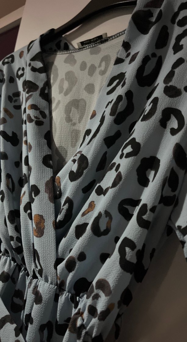 bebek mavisi Leopar Desenli Midi Kadın sortlu tulum - Görsel 2