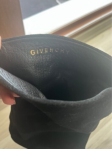 GIVENCHY Gizli topuk şık çizme