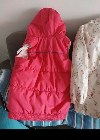 Kız Çocuk Pembe  Kapüşonlu Şişme Yelek 5_6 yaş - Görsel 3