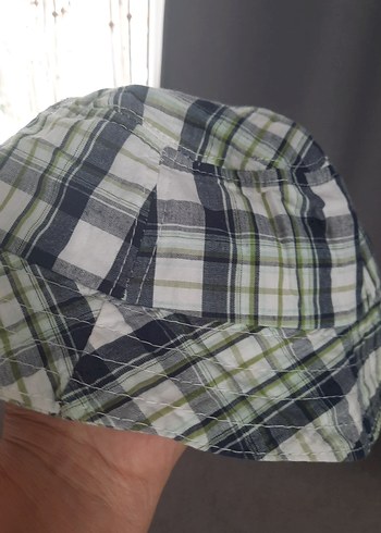 Turuncu Kısa Kollu Erkek Tişörtgri uzun kol tşort  ve şapka - Görsel 3