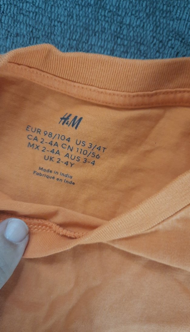 Turuncu Kısa Kollu Erkek Tişörtgri uzun kol tşort  ve şapka - Görsel 4