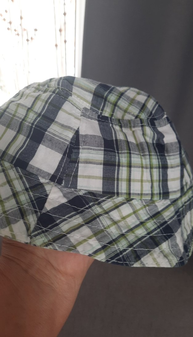 Turuncu Kısa Kollu Erkek Tişörtgri uzun kol tşort  ve şapka - Görsel 3