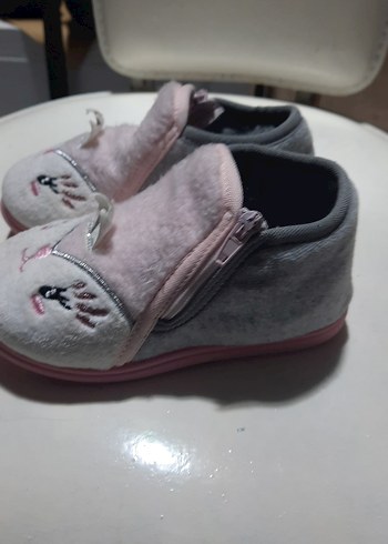 Kız Çocuk Pembe Gri Nakışlı Sıcak Ev Terliği - Görsel 2