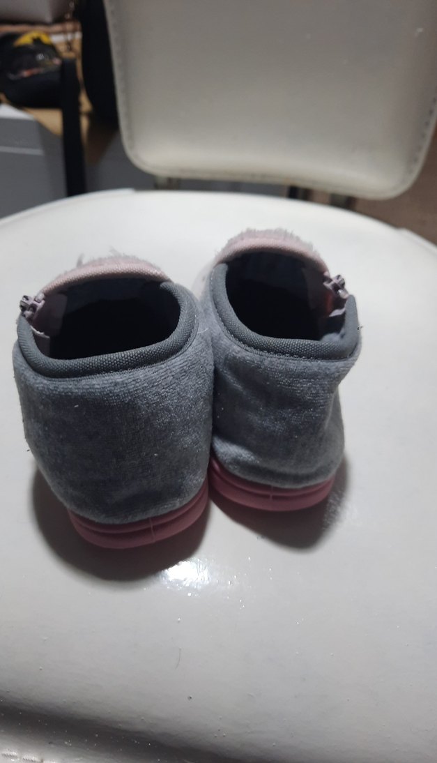 Kız Çocuk Pembe Gri Nakışlı Sıcak Ev Terliği - Görsel 3