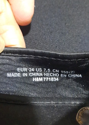 HM Siyah Fiyonk Detaylı Gotik Kadın Dolgu Topuklu Ayakkabı - Görsel 4