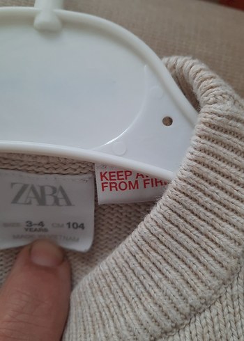 Zara marka 3/4yaş Erkek Çocuk Triko Kazak deformesi hiç yok - Görsel 5