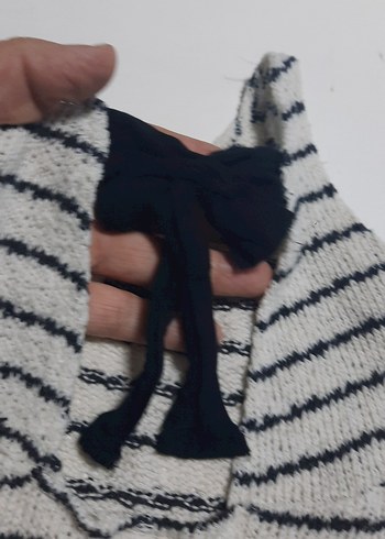 zara 5/6 yaş Kız Çocuk Gri Örgü Kolsuz örgü bluz 90tl - Görsel 3