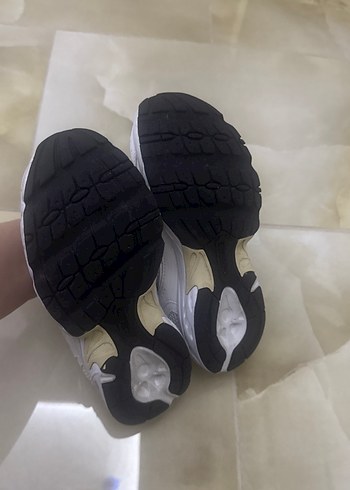 New Balance Beyaz çoçuk  Spor Ayakkabı - Görsel 3