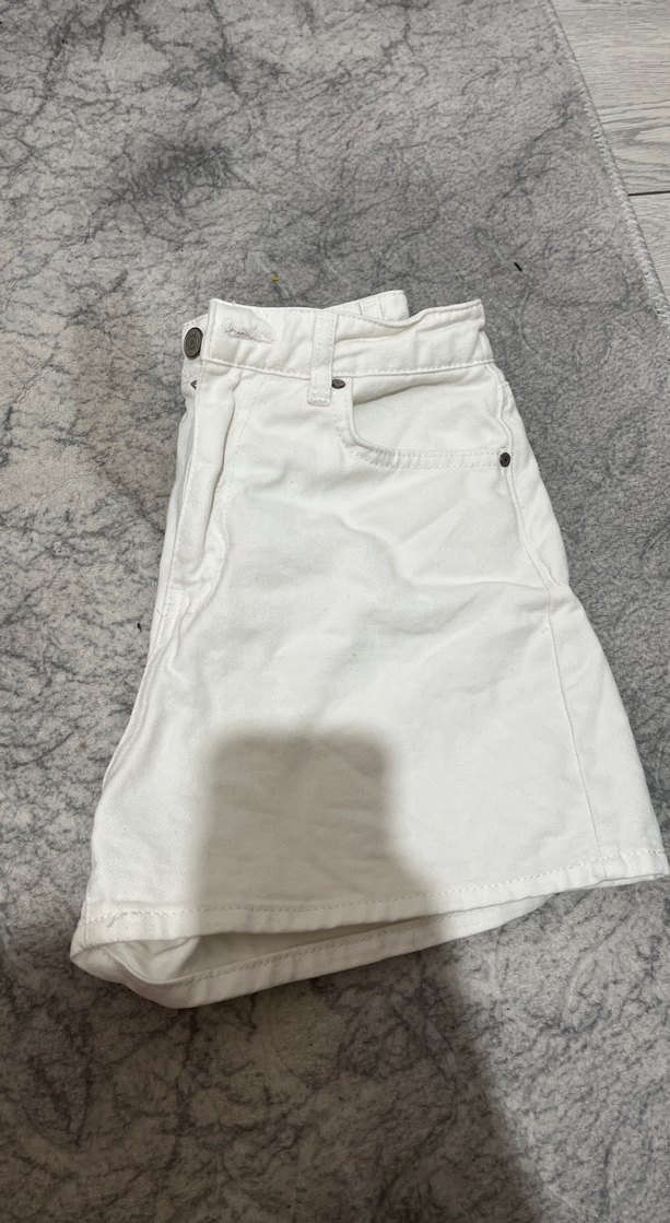 Kadın Beyaz Pamuklu Mini Denim Şort - Görsel 2