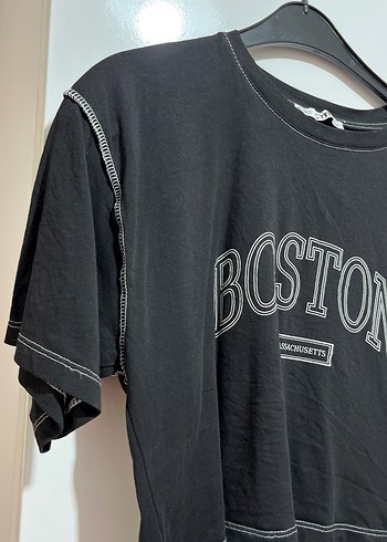 Siyah Baskılı Boston Tişört - Görsel 2